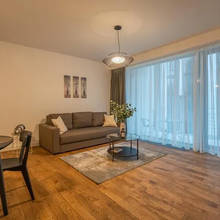 Apartment Easyrooms Dzirnavu Riga