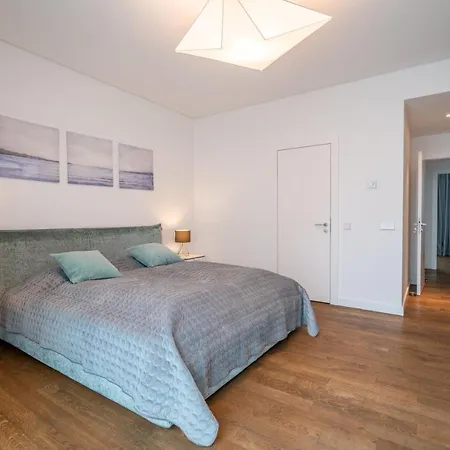 아파트 Easyrooms Dzirnavu